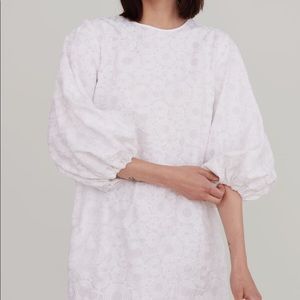 No. 6 Balloon sleeve white embroidered dress S-M